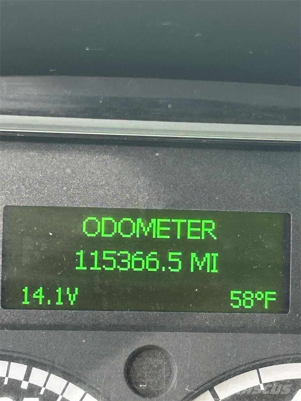 Freightliner M2 Skriňová nadstavba