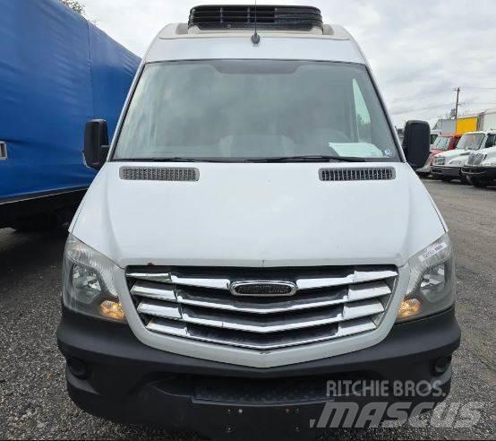 Freightliner sprinter Skriňová nadstavba