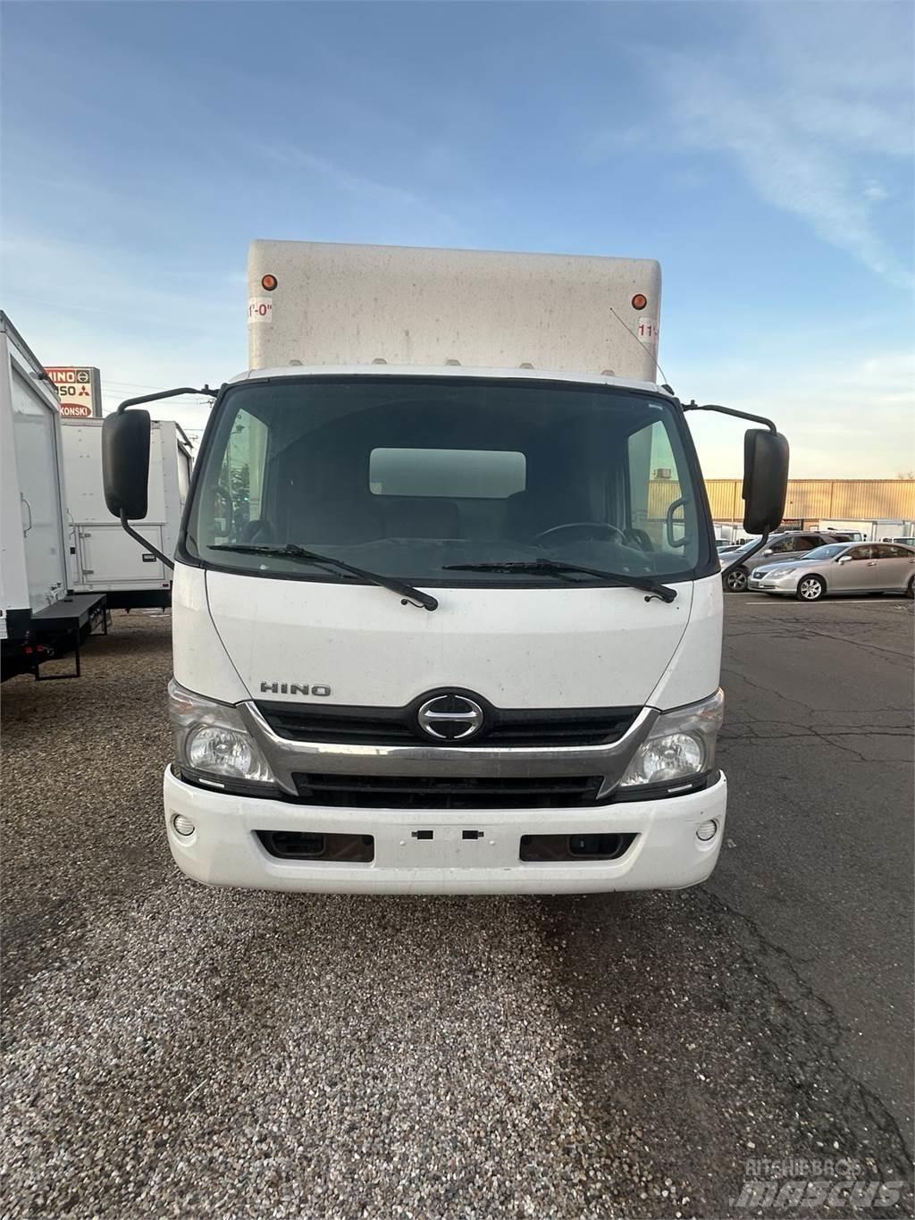 Hino 155 Skriňová nadstavba