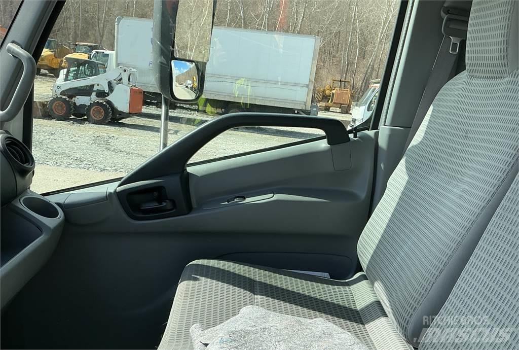 Hino 195 Skriňová nadstavba