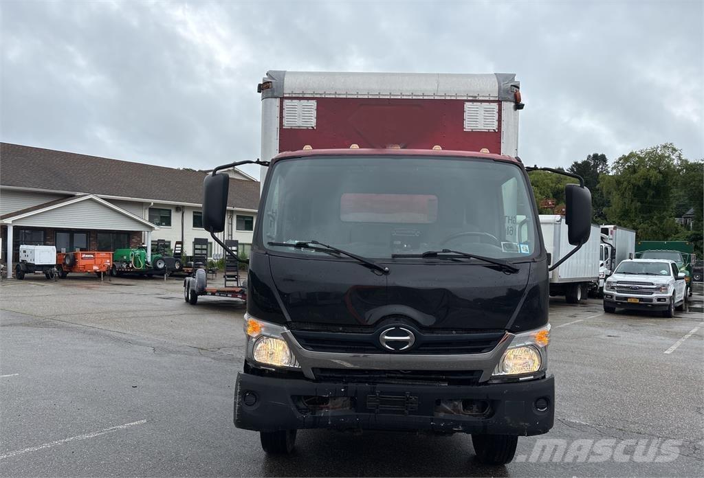 Hino 195 Skriňová nadstavba