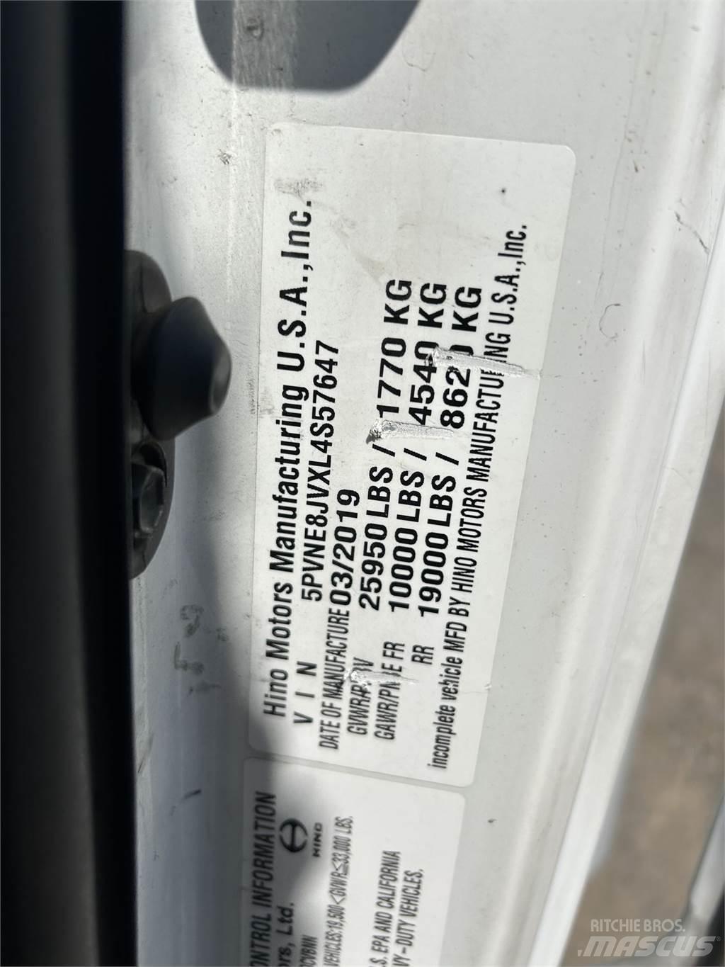Hino 268 Skriňová nadstavba