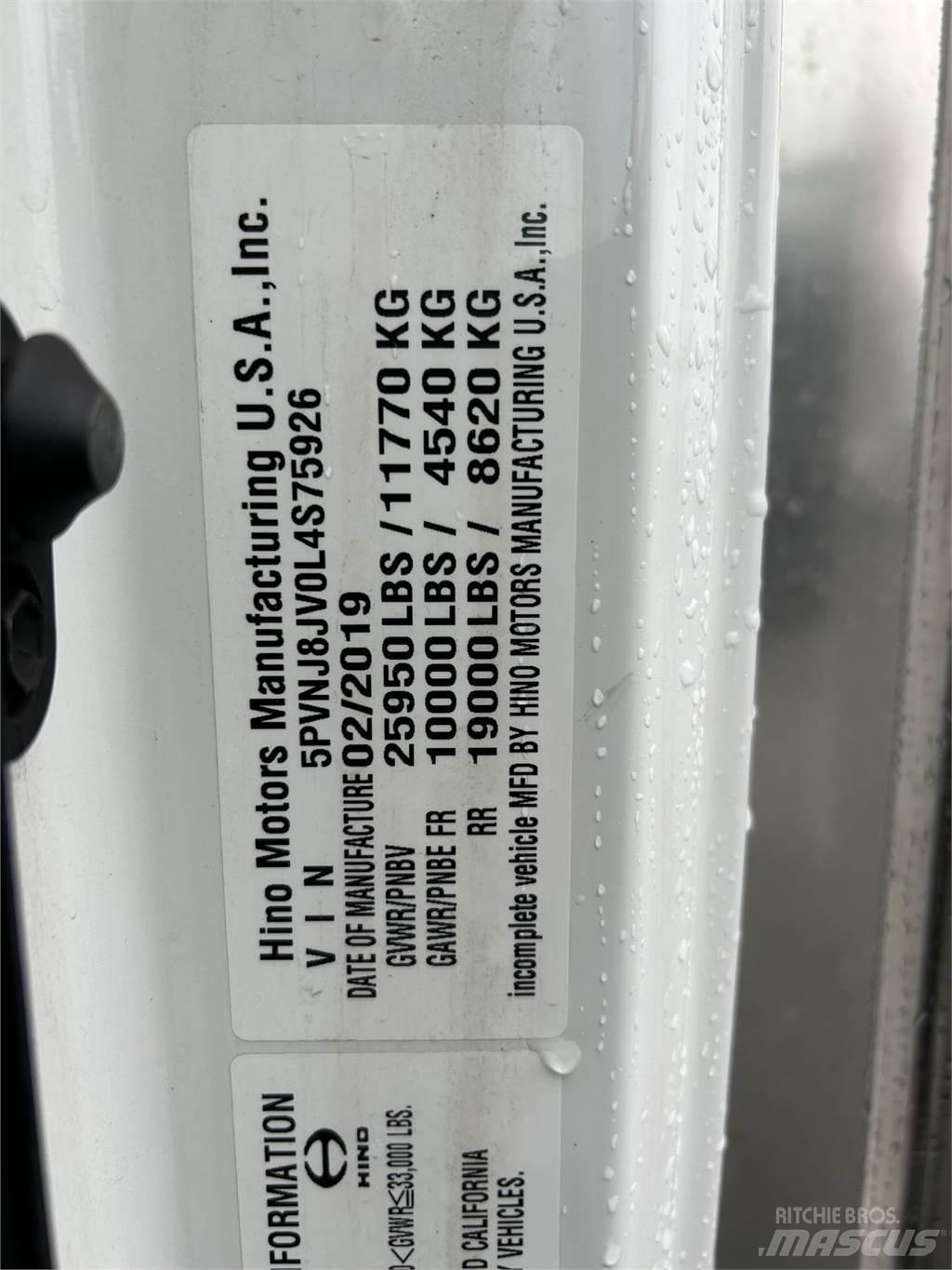 Hino 268A Skriňová nadstavba