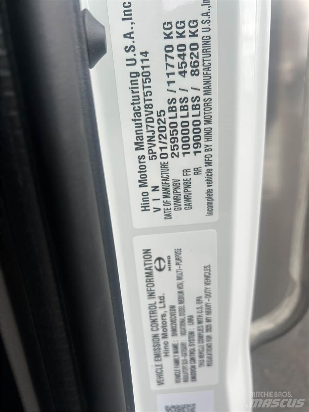Hino L6 Skriňová nadstavba