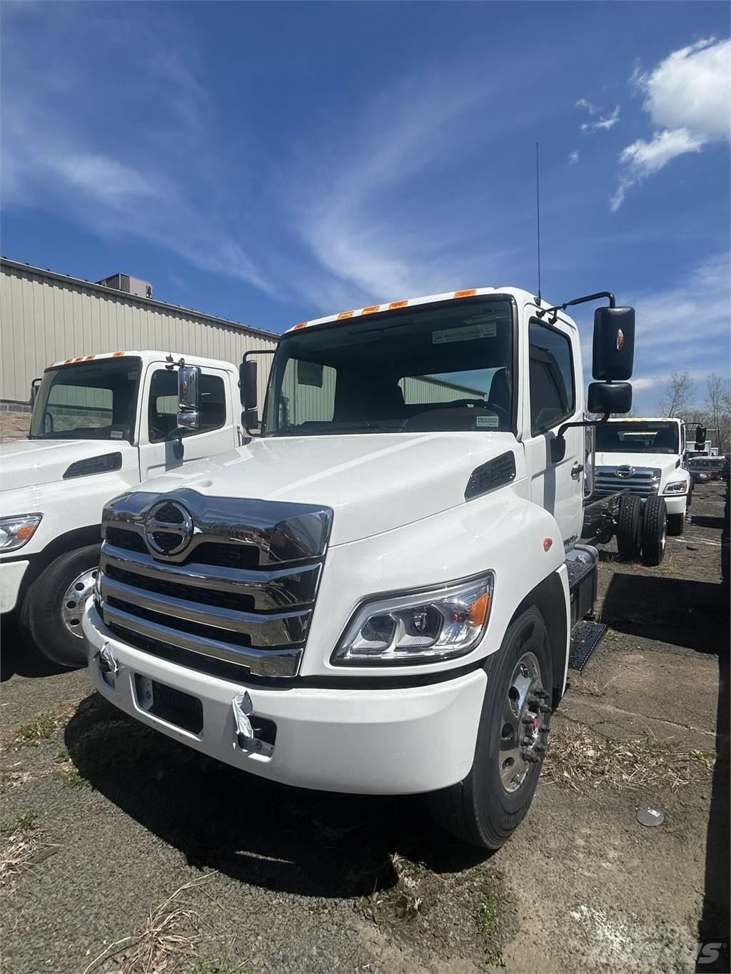 Hino L6 Nákladné vozidlá bez nadstavby
