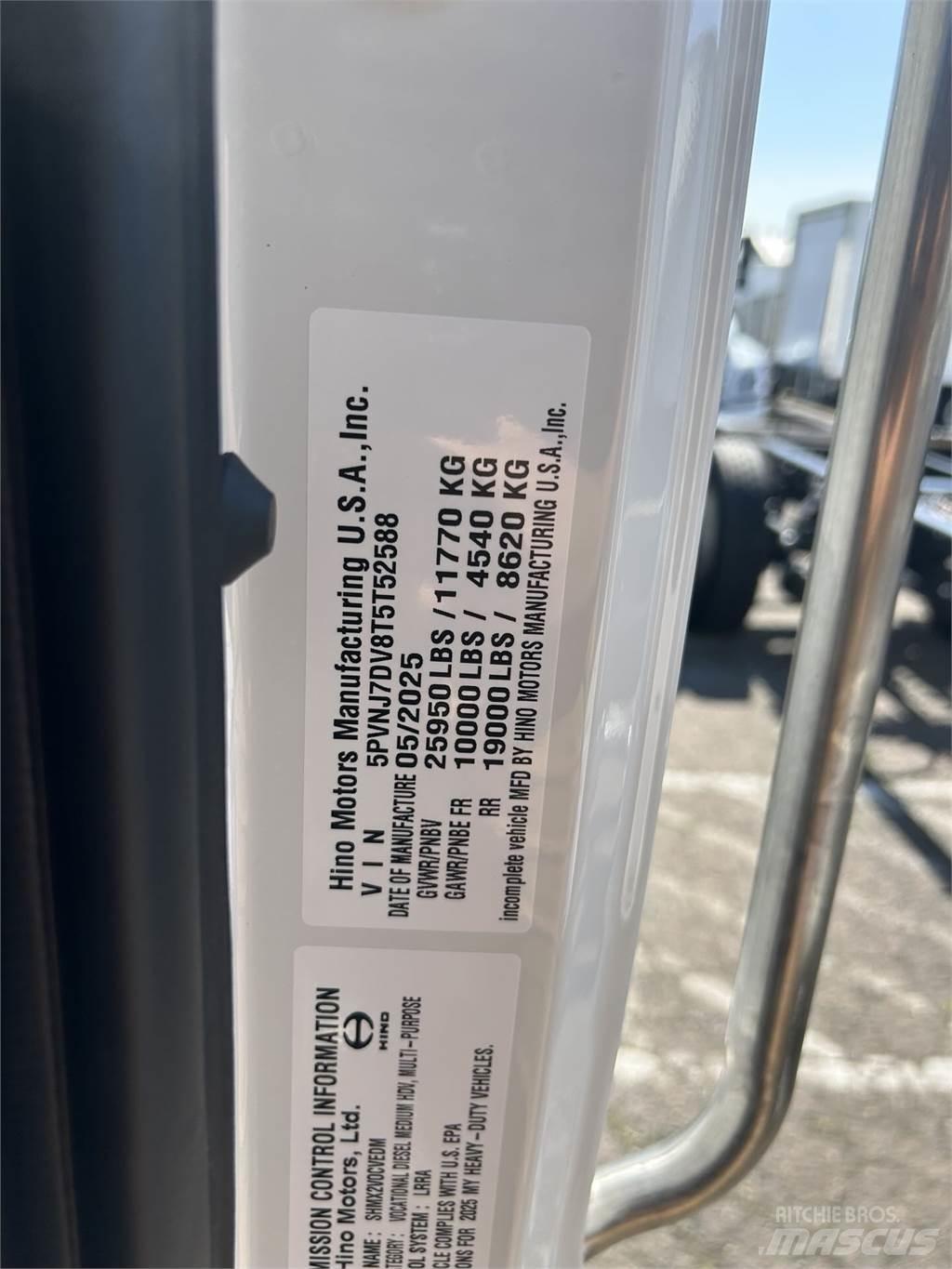 Hino L6 Nákladné vozidlá bez nadstavby