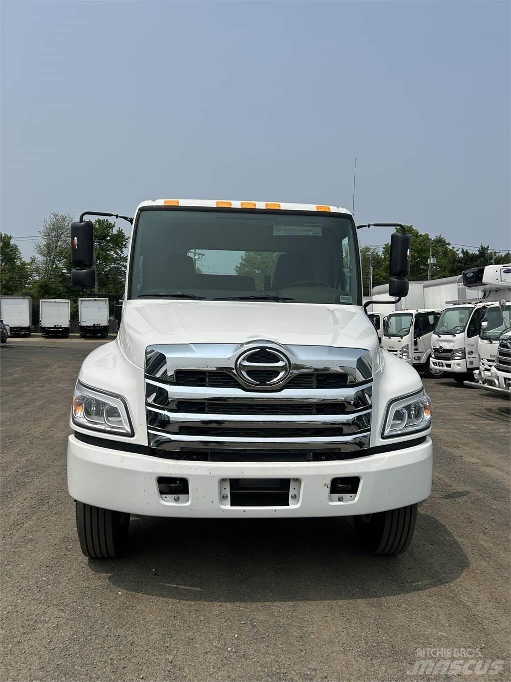 Hino L7 Nákladné vozidlá bez nadstavby
