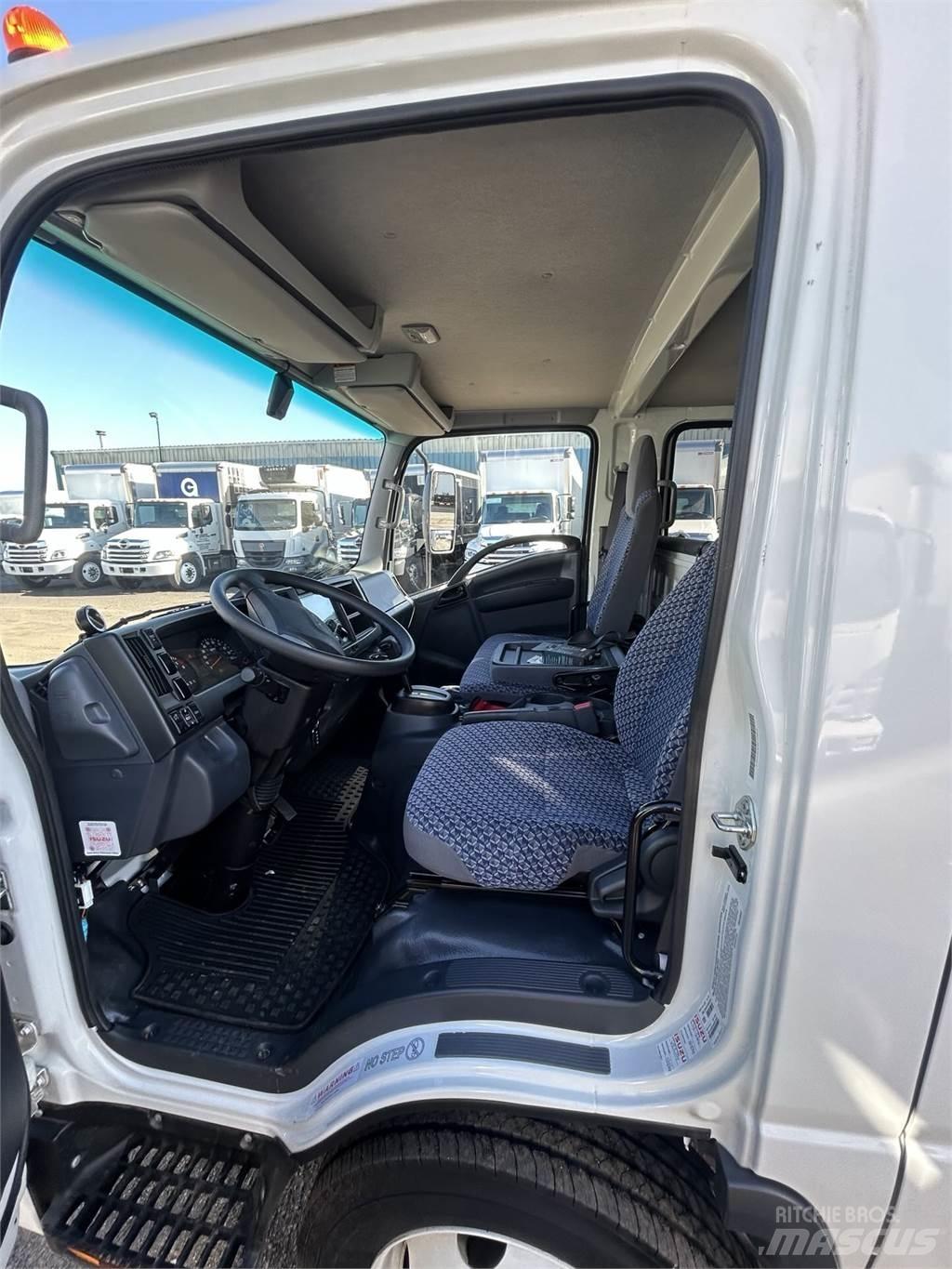 Isuzu NPR HD DC Skriňová nadstavba