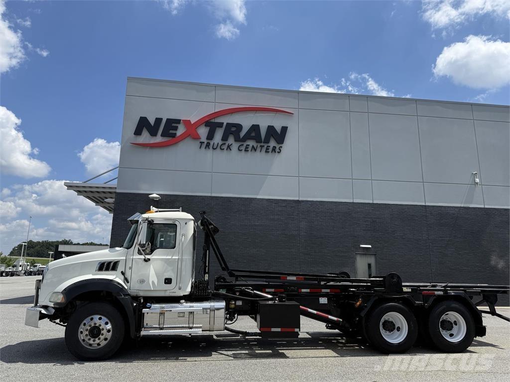 Mack GR64B Ďalšie nákladné vozidlá