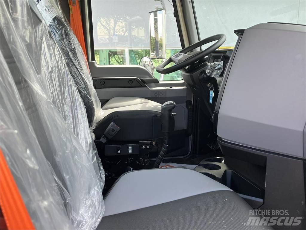Mack GR64BRX Nákladné vozidlá bez nadstavby