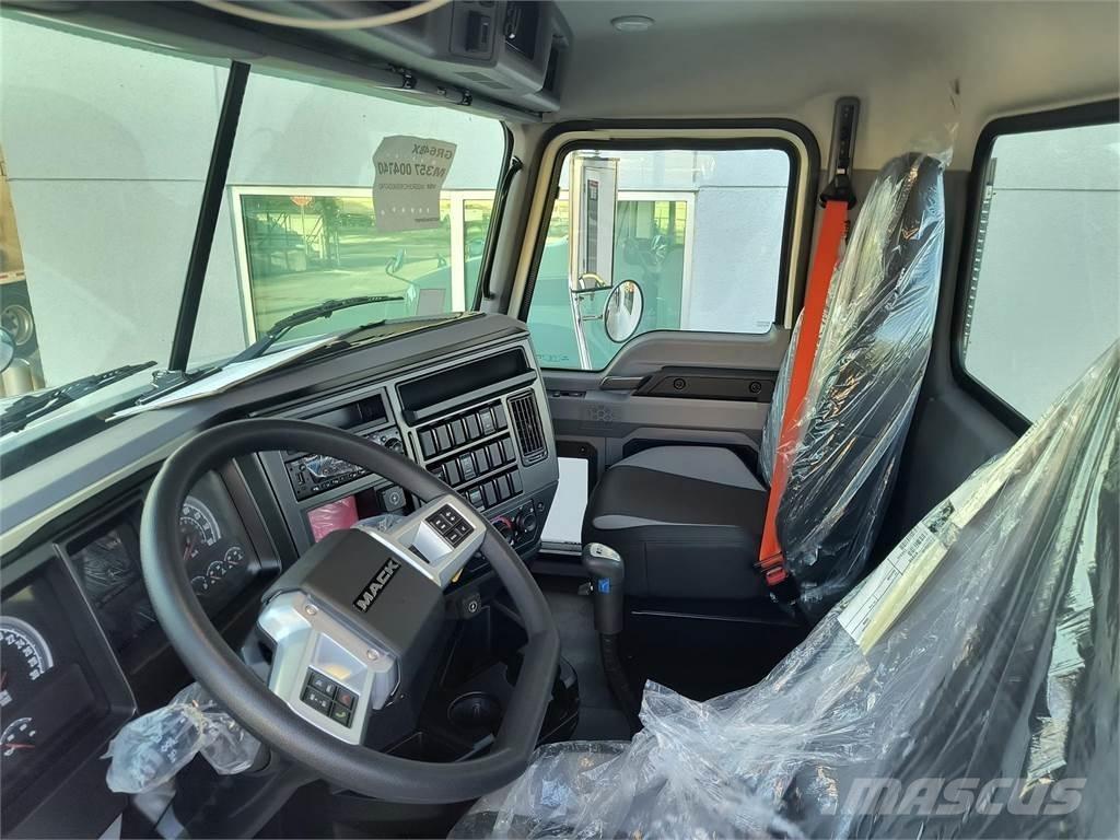 Mack GR64BX Sklápače
