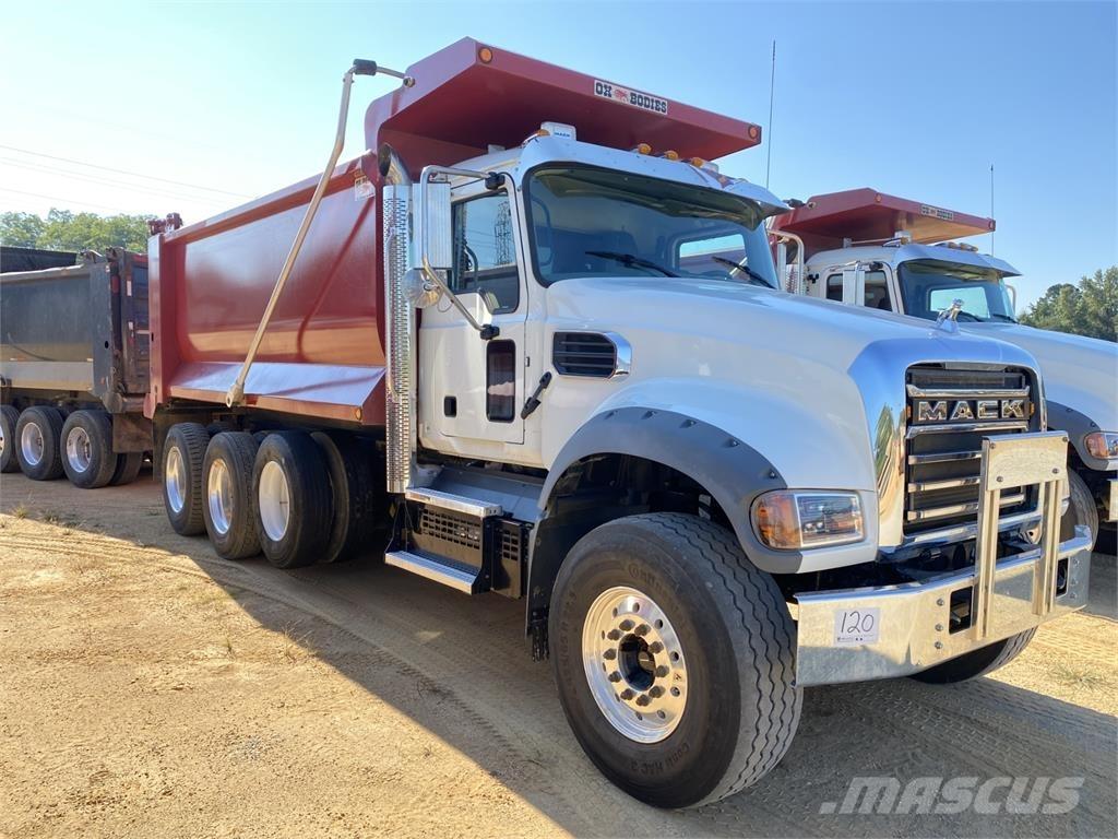 Mack GR64F Sklápače