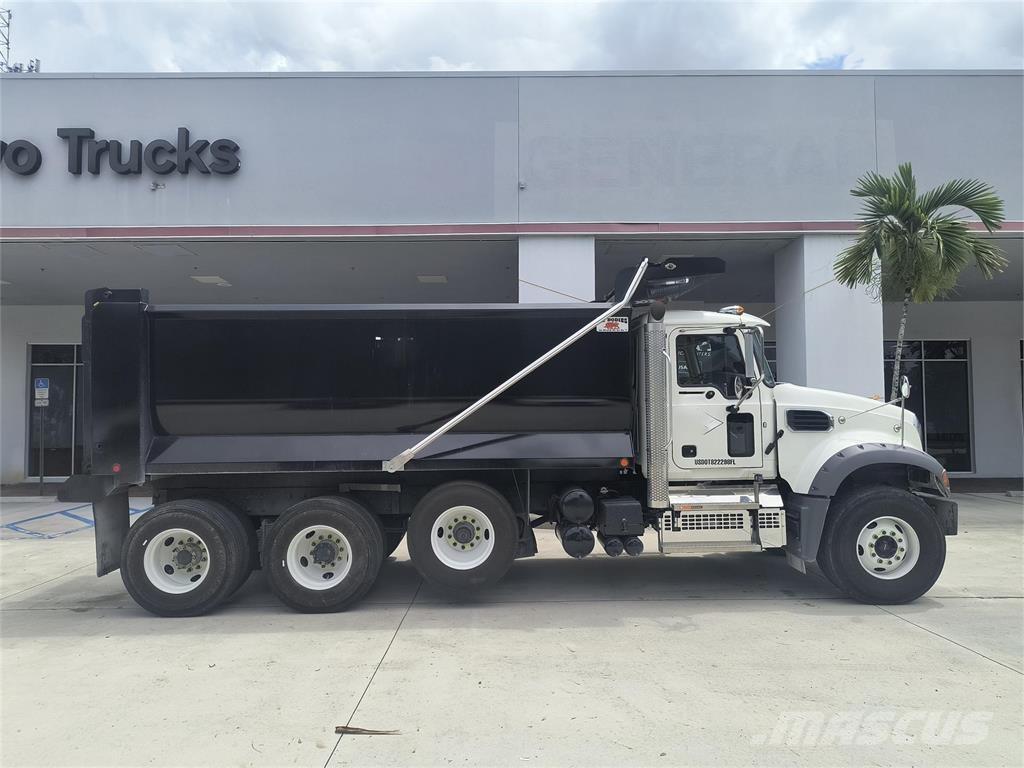 Mack GR64FR Sklápače