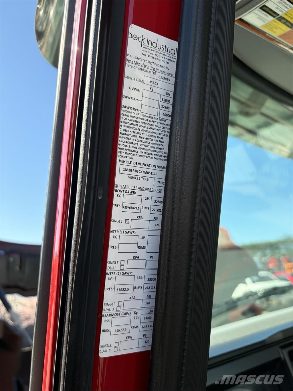 Mack GR64FR Domiešavače betónu