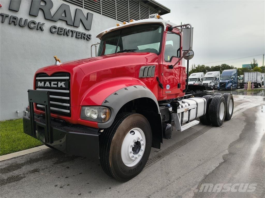 Mack GR64FT Ťahače