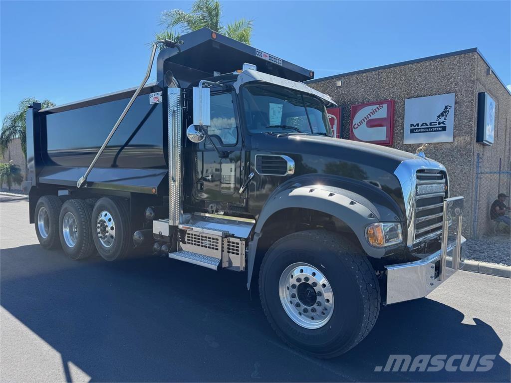 Mack GR84FR Sklápače