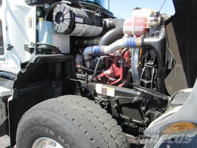 Mack GU713 Ďalšie nákladné vozidlá