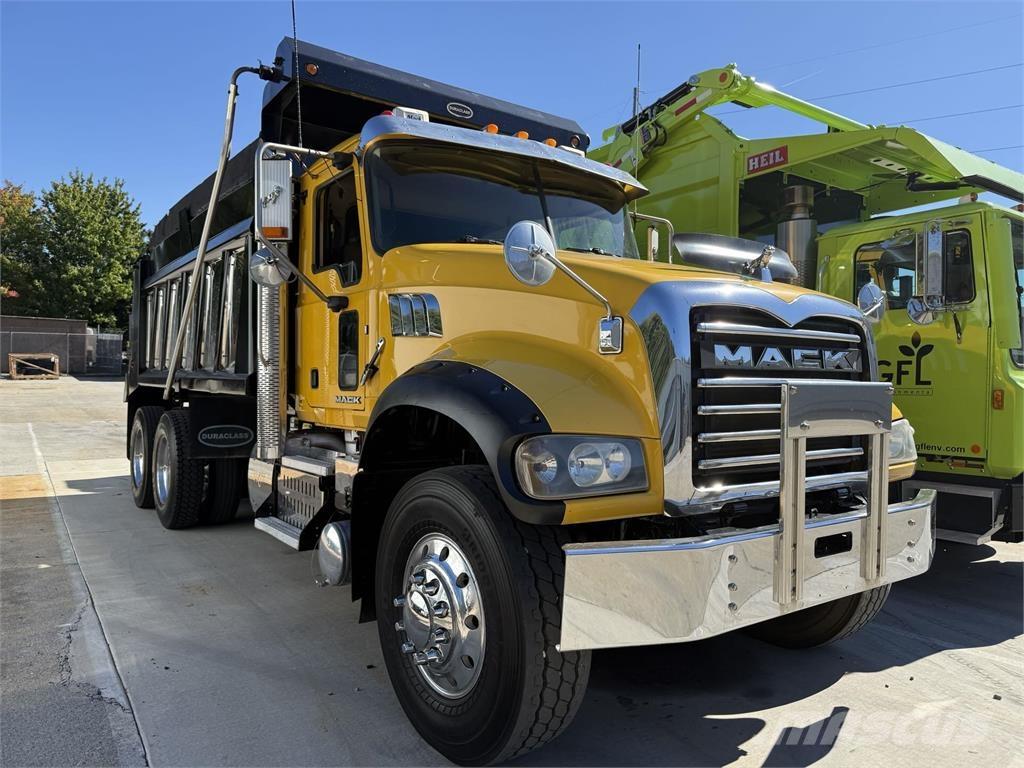 Mack GU713 Sklápače