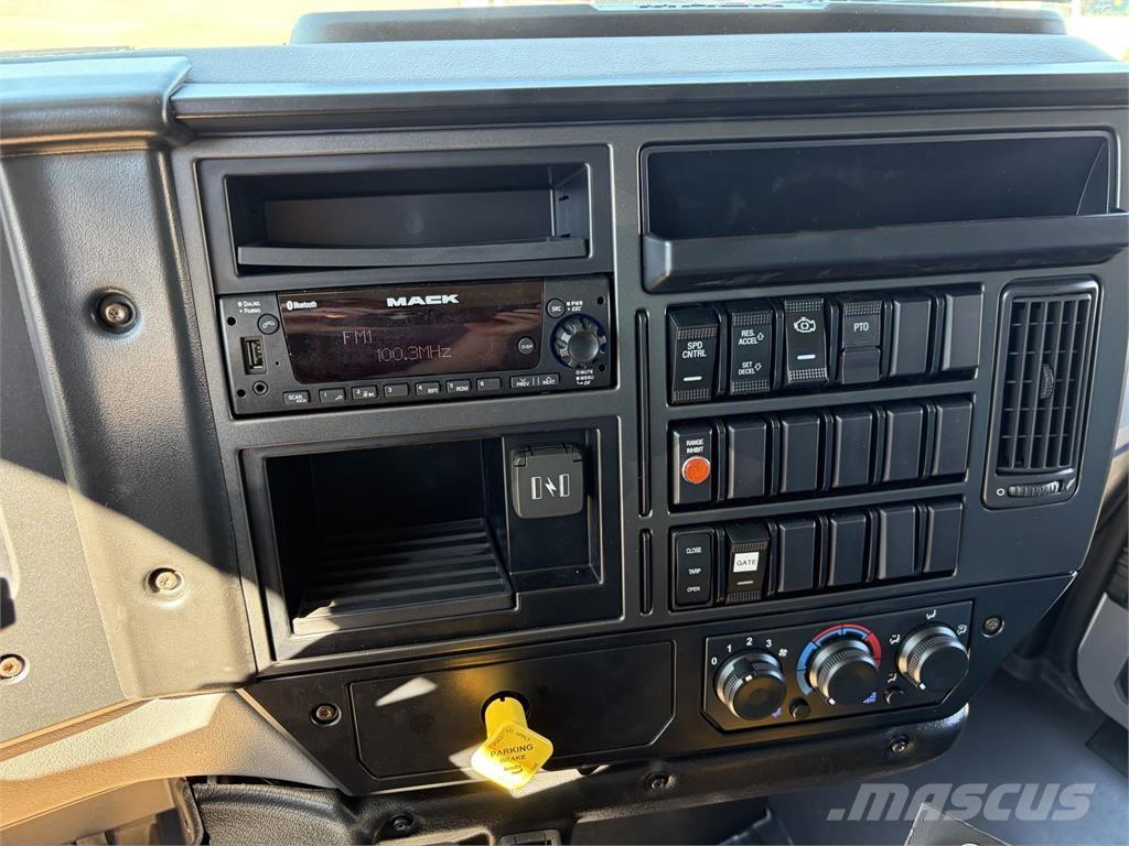 Mack MD6 42R Sklápače