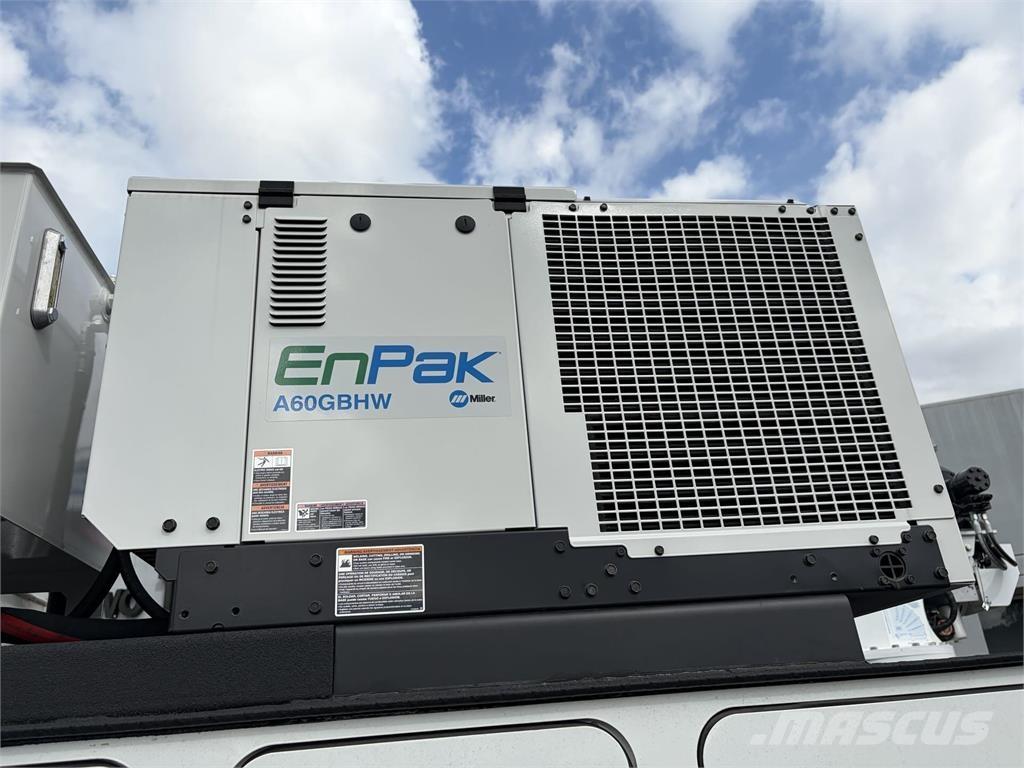 Mack MD6 42R Ďalšie nákladné vozidlá