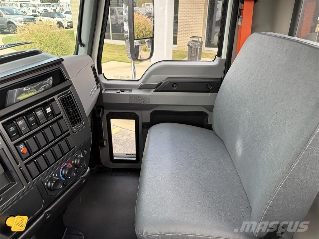 Mack MD6 42R Ďalšie nákladné vozidlá