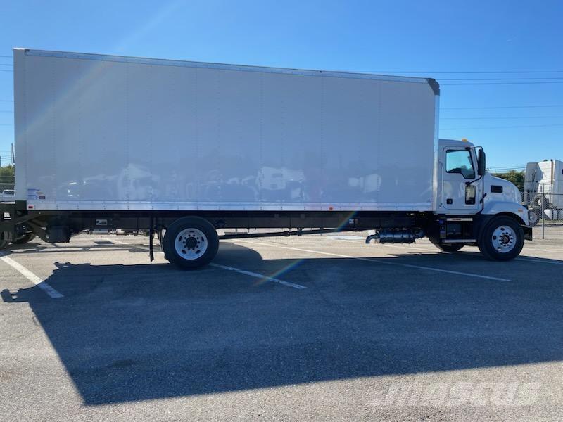 Mack MD6 42R Skriňová nadstavba