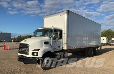 Mack MD642 Skriňová nadstavba