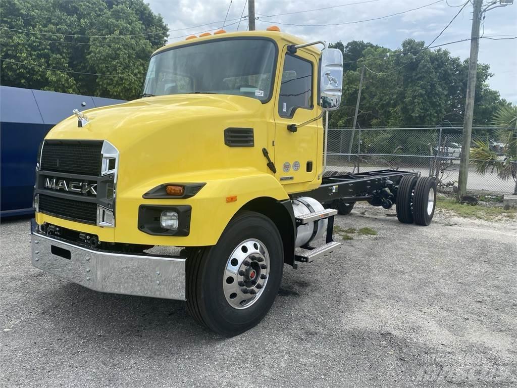 Mack MD7 42R Lesníctvo - ostatné