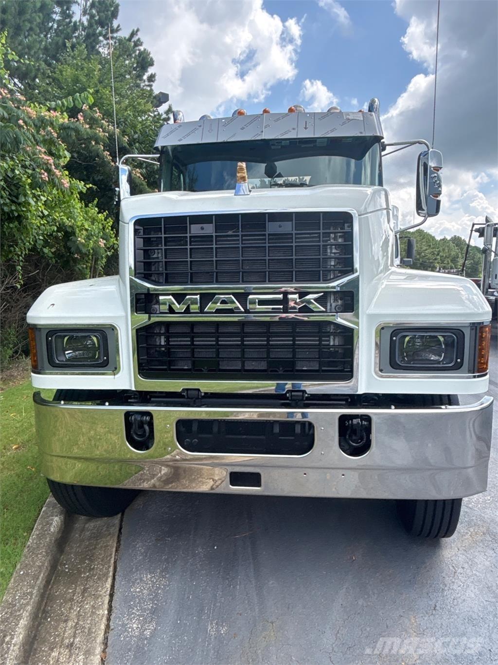 Mack PI64T Ťahače