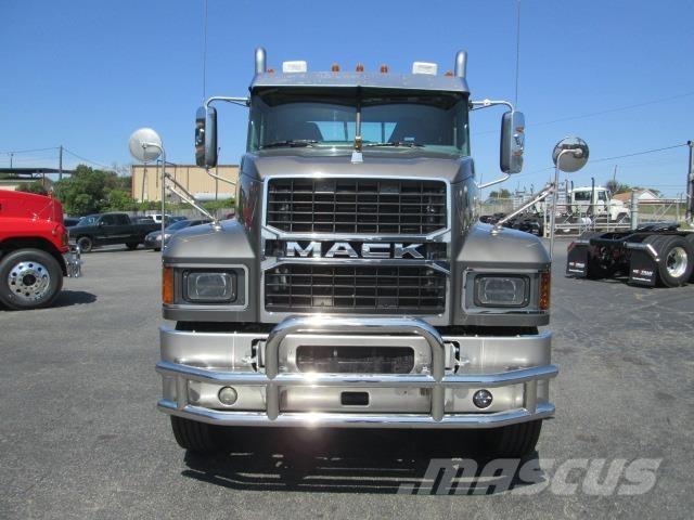 Mack PI64T Ťahače