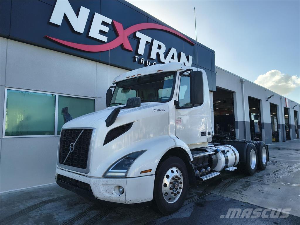 Mack VNR64T300 Ťahače