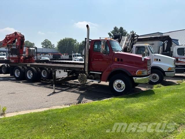 Sterling TRUCK LT9522 Ťahače