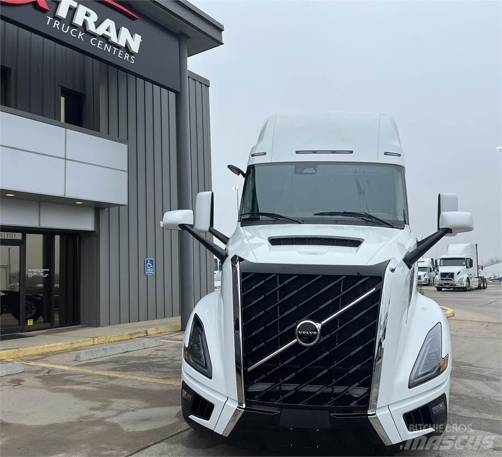 Volvo NEW VNL860 Ťahače