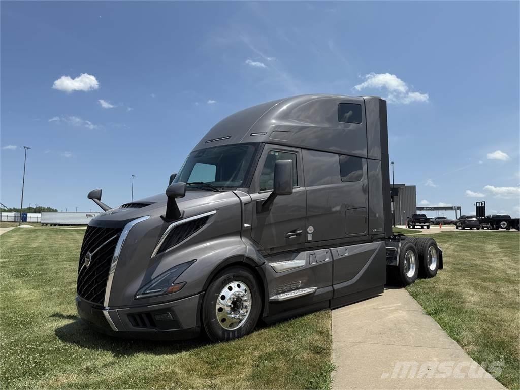 Volvo NEW VNL860 Ťahače