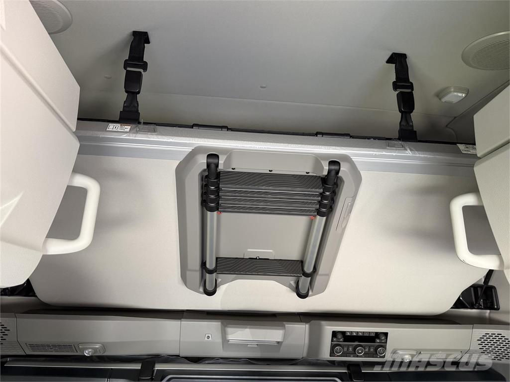 Volvo NEW VNL860 Ťahače