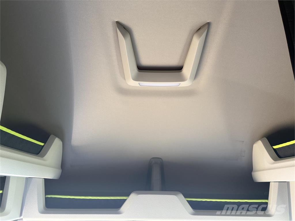 Volvo NEW VNL860 Ťahače