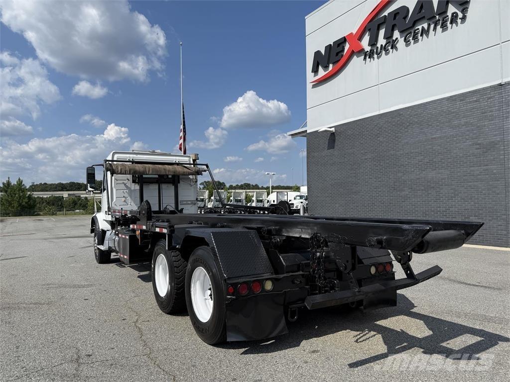 Volvo VHD64F300 Ďalšie nákladné vozidlá