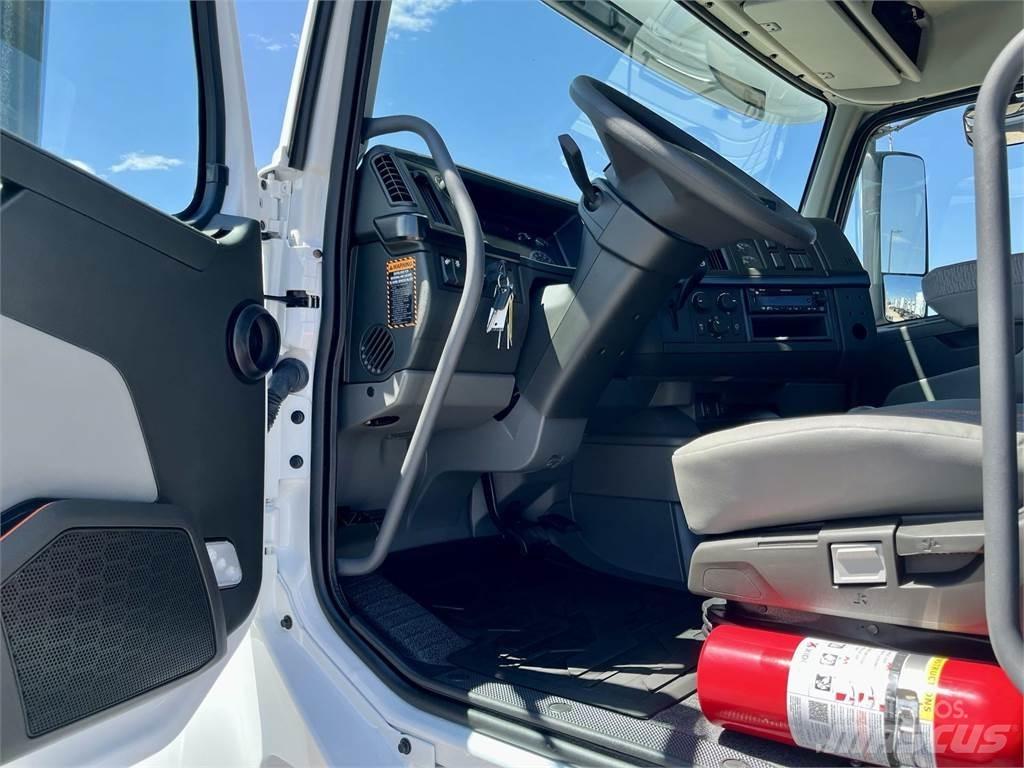 Volvo VHD64FT300 Ťahače