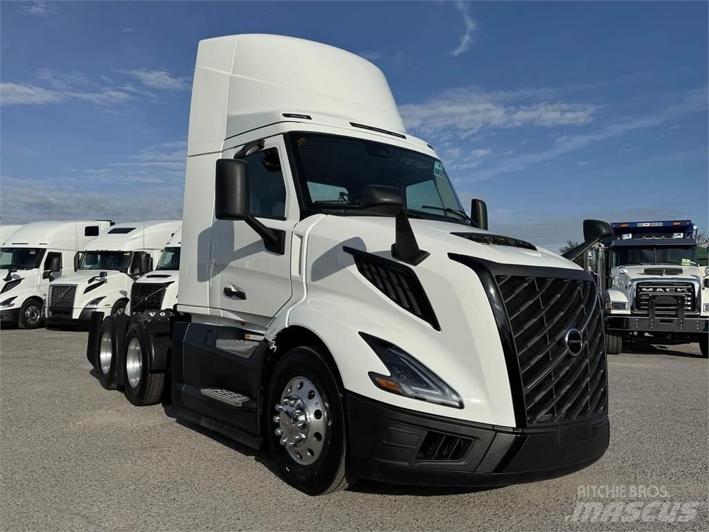 Volvo VNL64T300 Ťahače