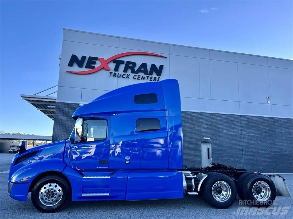 Volvo VNL64T760 Ťahače