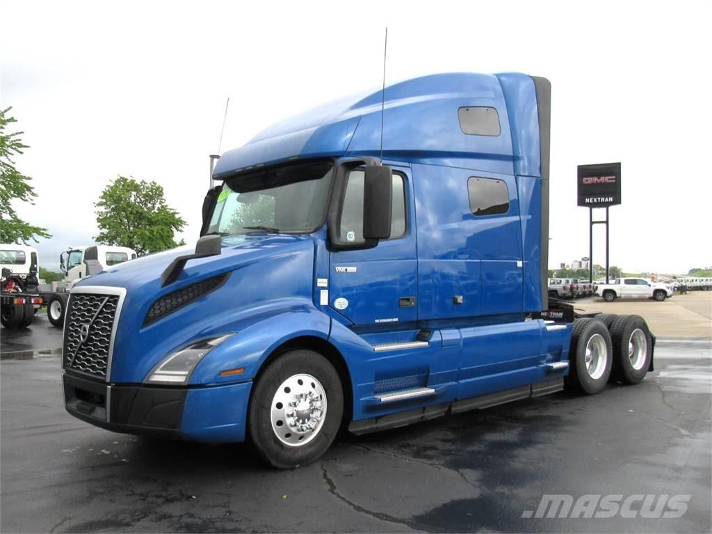 Volvo VNL64T760 Ťahače