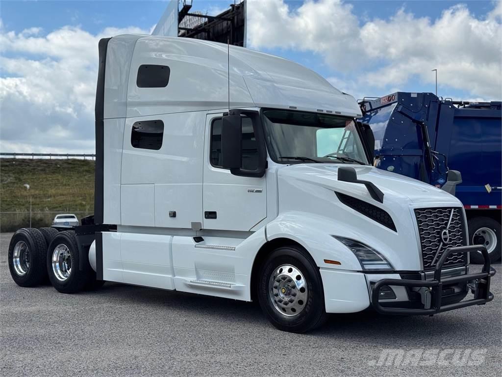 Volvo VNL64T760 Ťahače