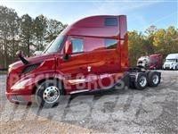 Volvo VNL64T860 Ťahače
