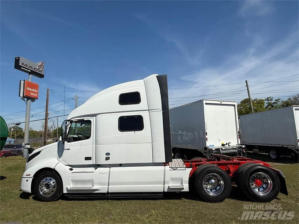 Volvo VNL64T860 Ťahače