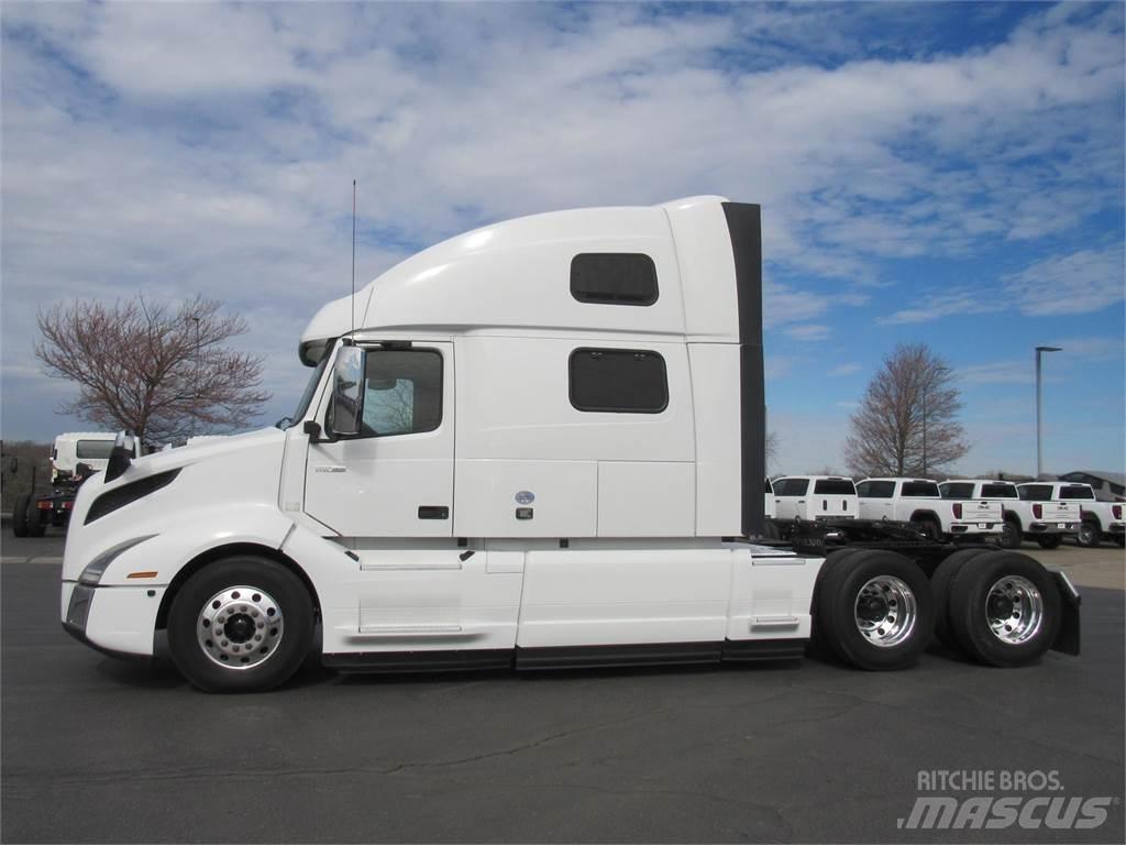 Volvo VNL64T860 Ťahače