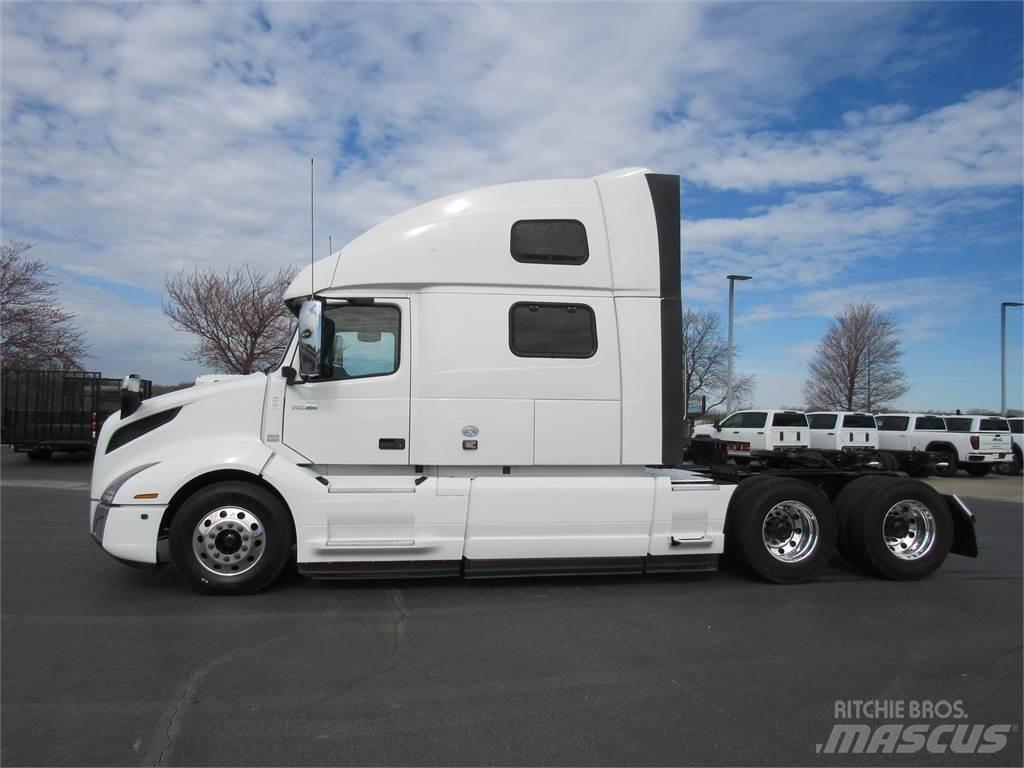 Volvo VNL64T860 Ťahače