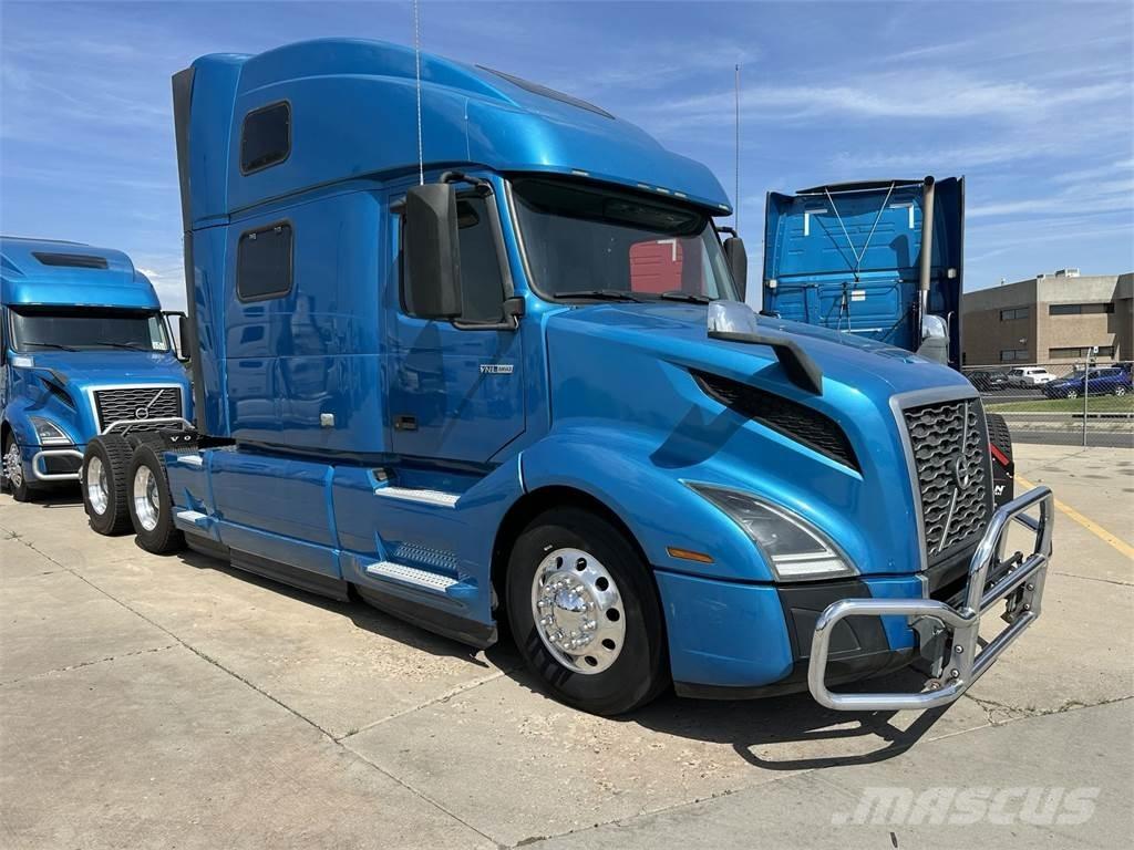 Volvo VNL64T860 Ťahače
