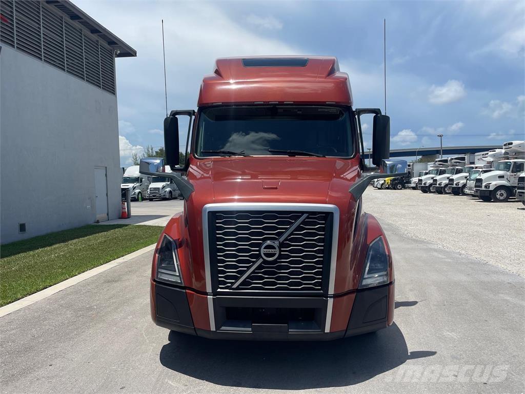 Volvo VNL64T860 Ťahače