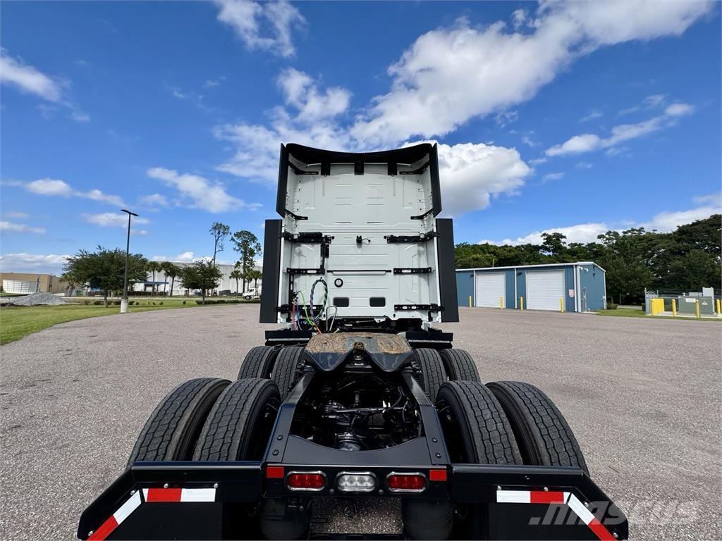 Volvo VNL64T860 Ťahače