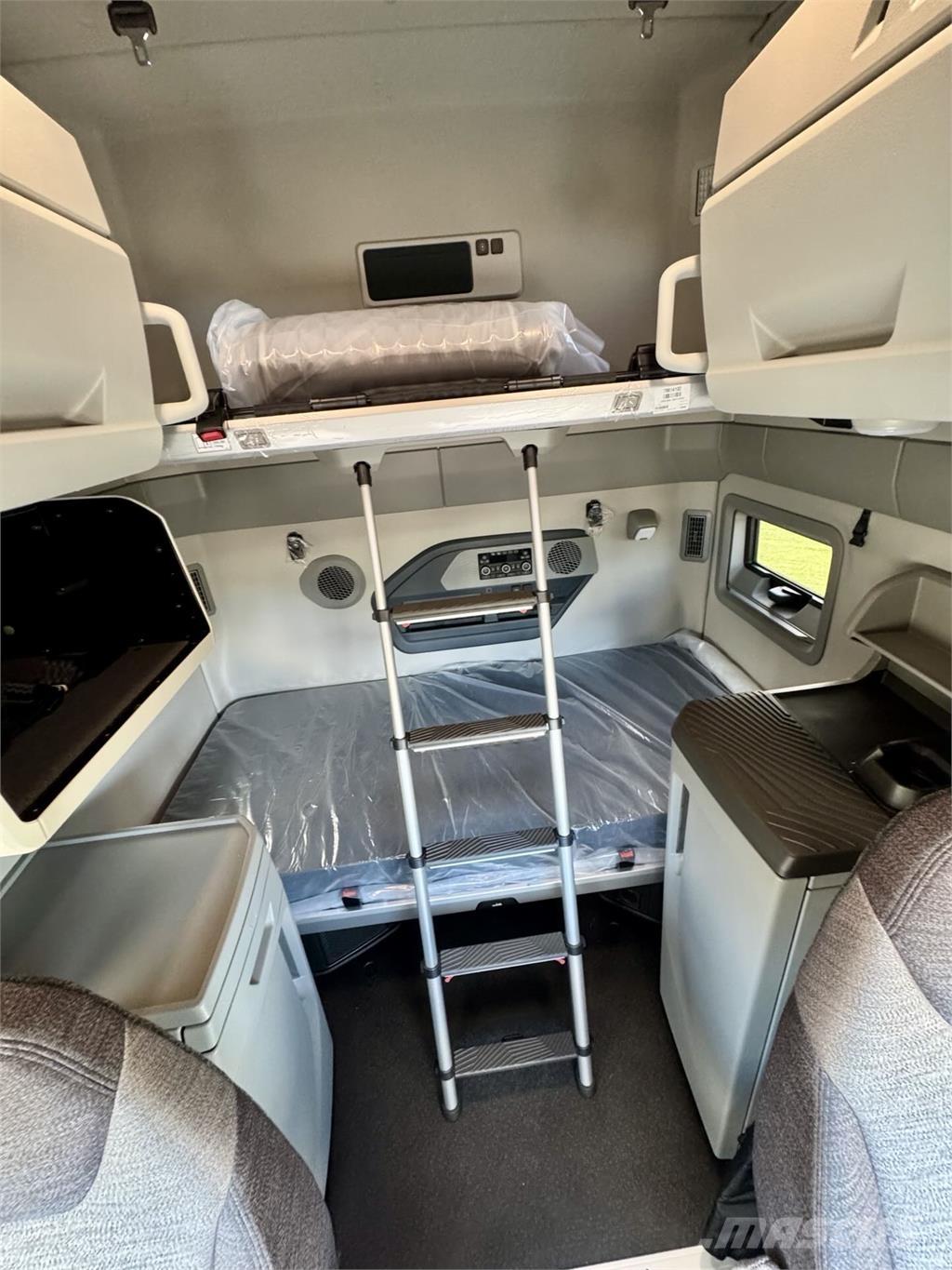 Volvo VNL64T860 Ťahače